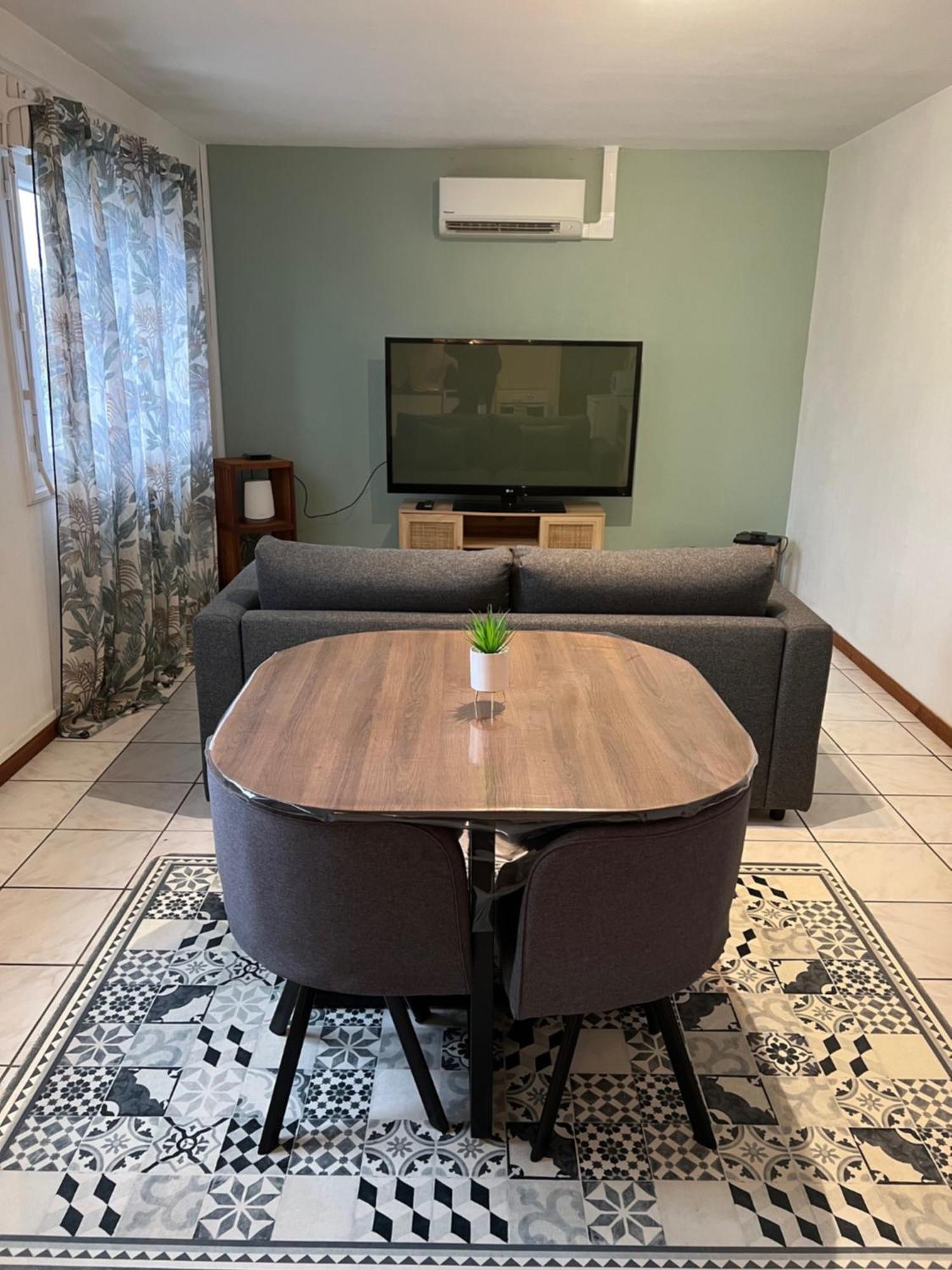 Appartement T2 Cosy Saint-Éloy-les-Mines Extérieur photo